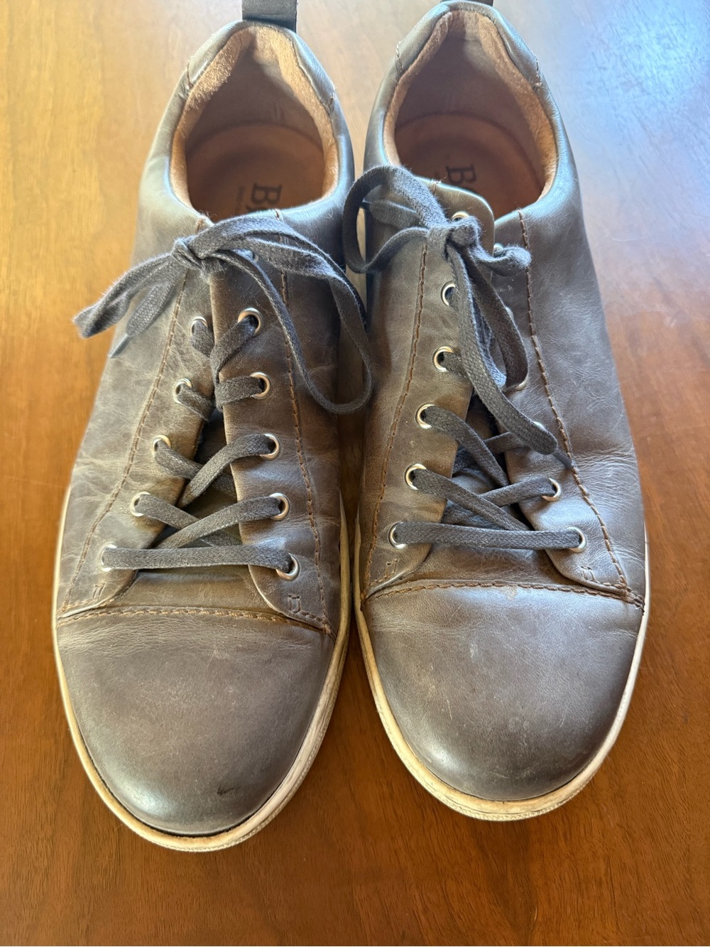 Born Men’s Size 10M Brown Leather Lace Up Casual Sneakers Comfort Shoes